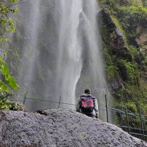 juani_enjoying_chorrera_waterfall_zebra_fisgona_tours_bogota